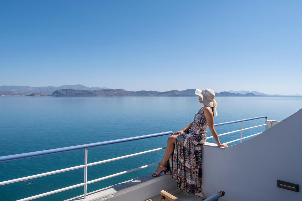 Meli Apartments & Villas كيفيريون المظهر الخارجي الصورة
