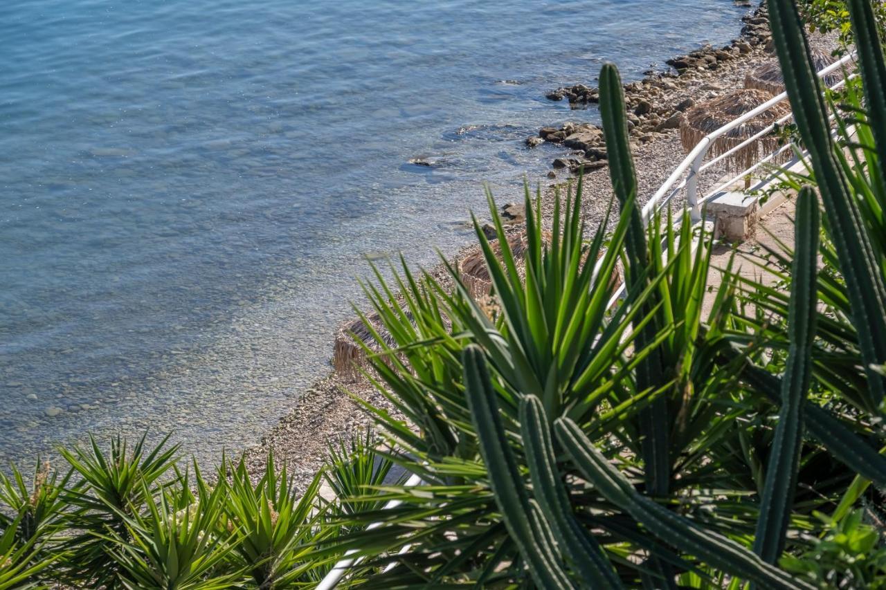 Meli Apartments & Villas كيفيريون المظهر الخارجي الصورة
