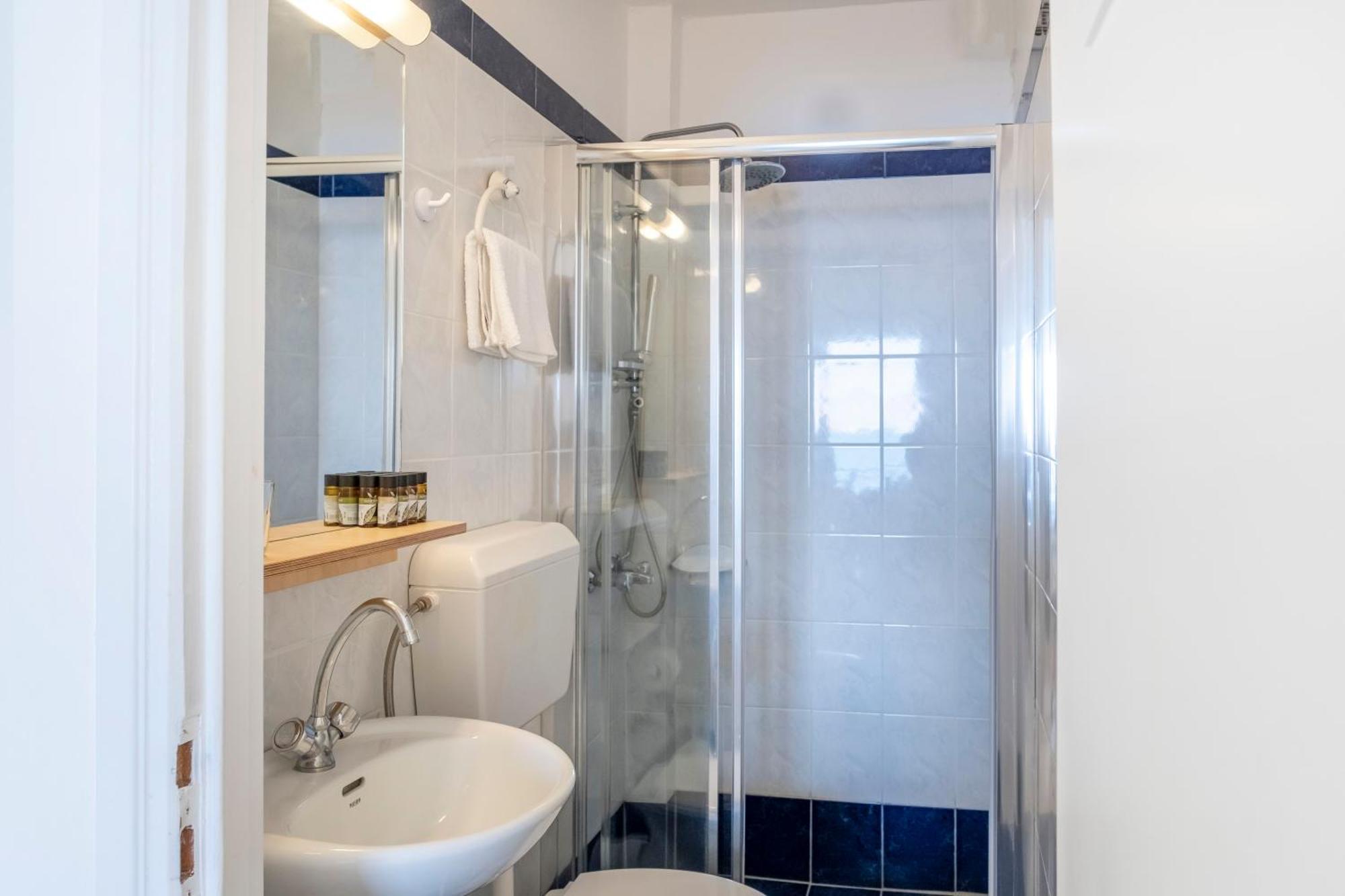 Meli Apartments & Villas كيفيريون المظهر الخارجي الصورة